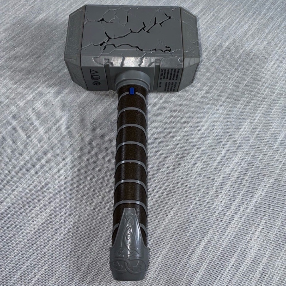Marvel Studios Thor Love & Thunder   Electronic Hammer
